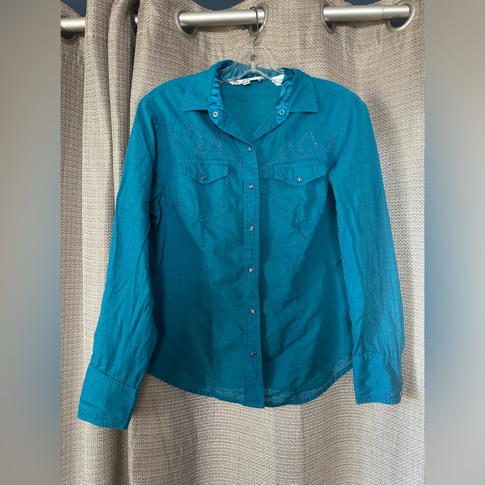 Cumberland Outfitters Western Teal Button-Up Blouse
